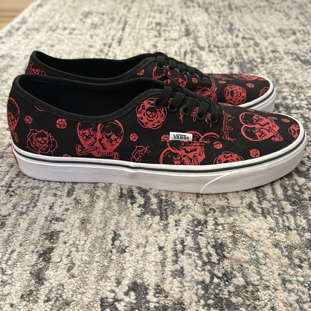 Love you to death Vans men’s size 9.5
